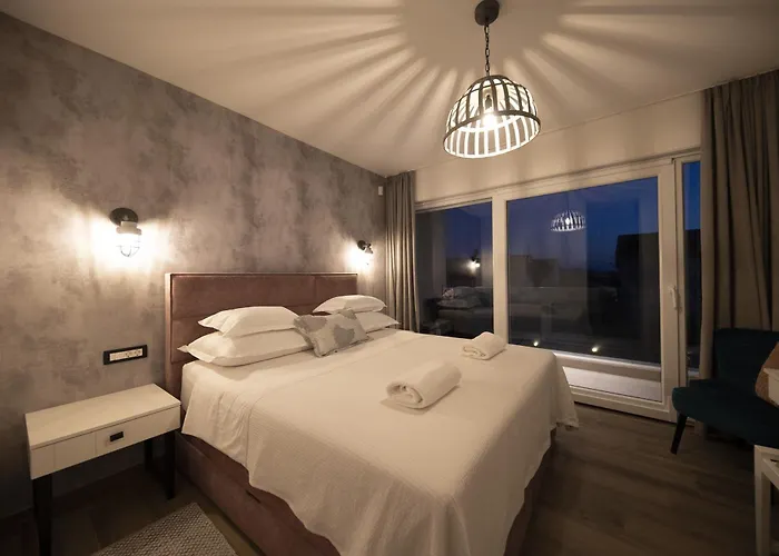 빌라 Mary Lou With Heated Pool 자다르